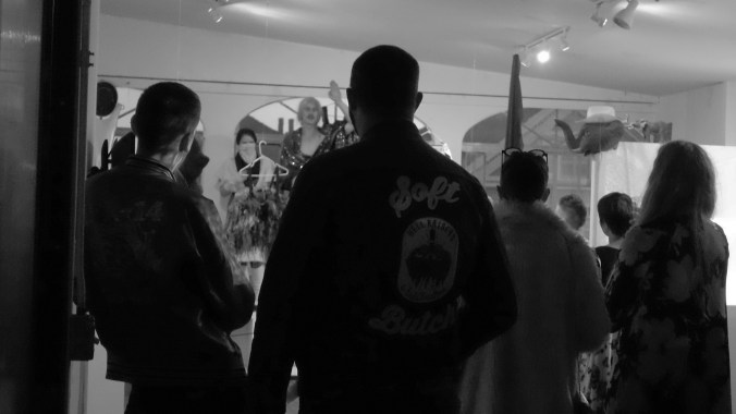 blackandwhitecrowdaward_36606537025_o